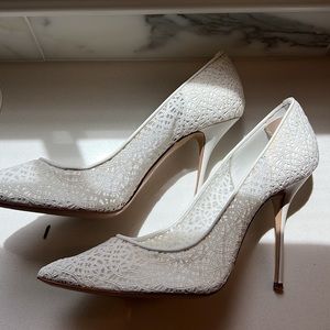 Casadei White lace pumps size 41 or US 11